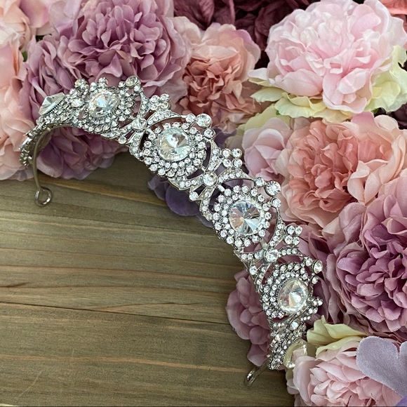 Stunning Greek Goddess Crystal Bridal Tiara Crown - Picture 11 of 16